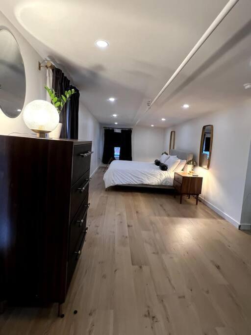 King Bed, The Phenix Historic Hotel, Spacious, Room # 406 班戈 外观 照片